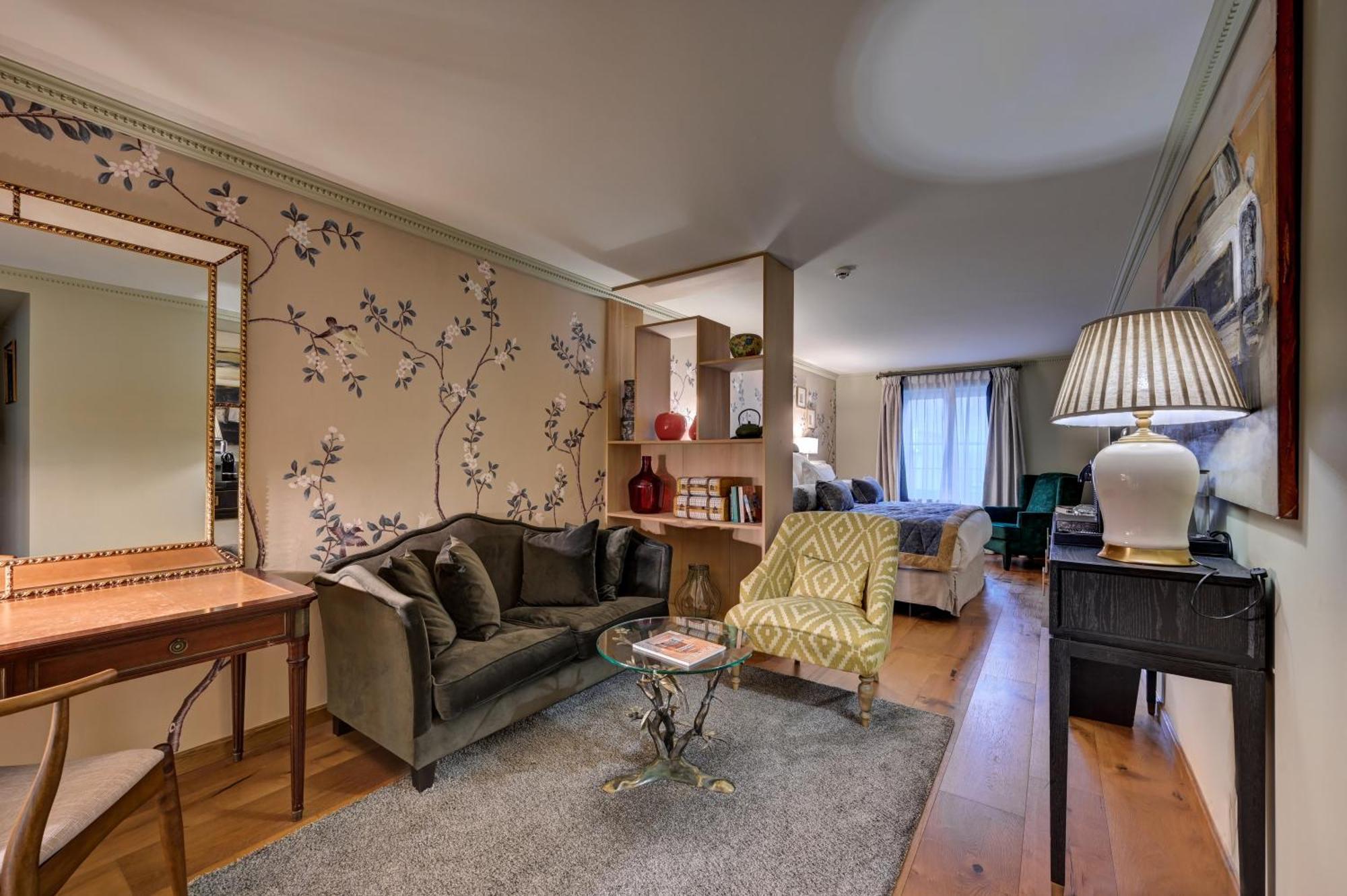 Juliana Hotel Brussels Room photo A typical apartment at the hotel